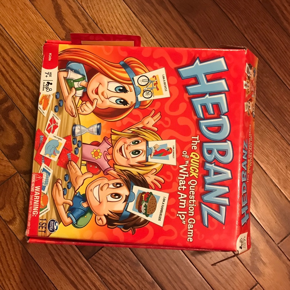 Kid game Hedbanz used once